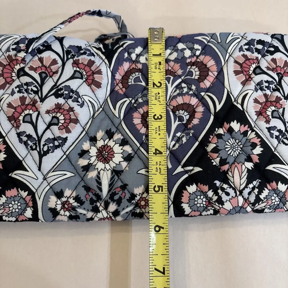VERA BRADLEY  “Ornate Blooms” Curling Iron & Flat Iron Cover.  NWT.  Gray Pink